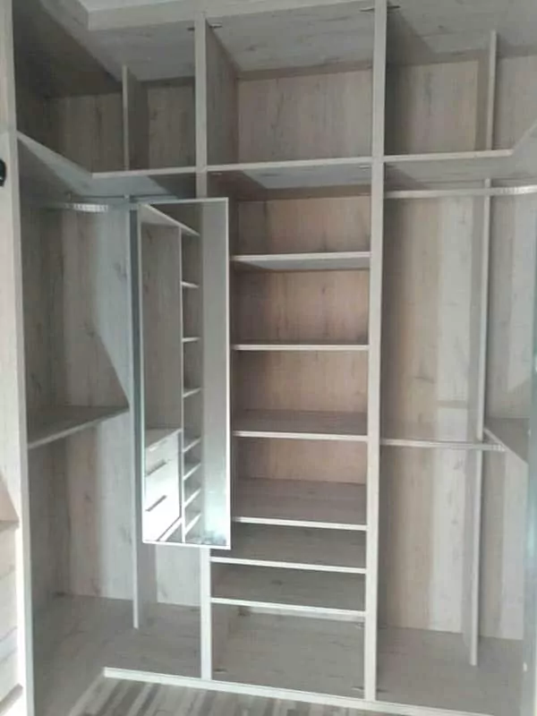 Así quedó este vestidor en los Remedios, Sevilla Así quedó este vestidor en los Remedios