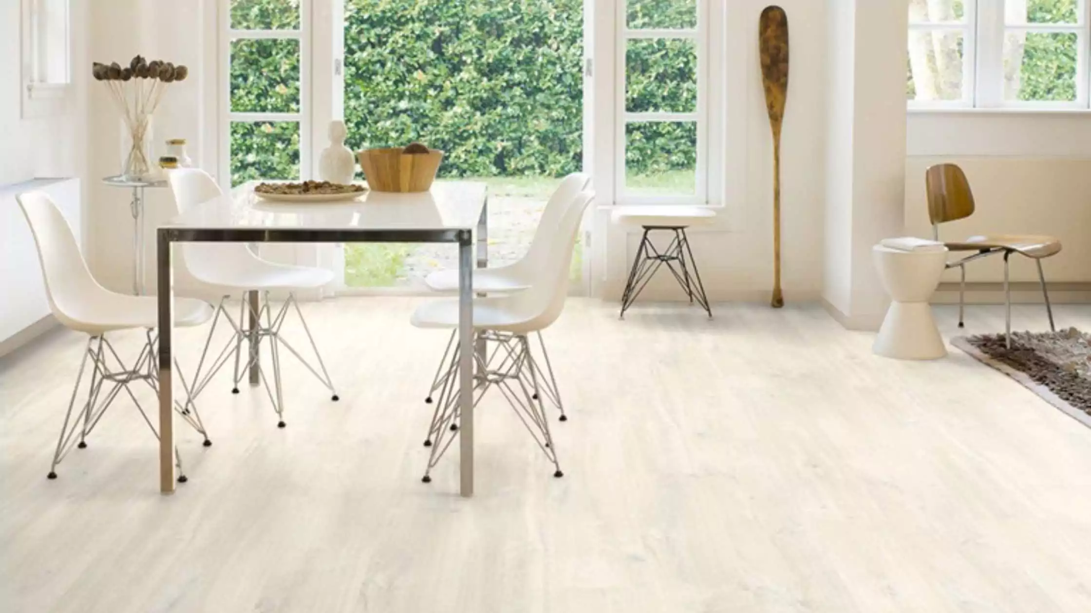 diferencia entre suelo laminado y vinilico. Aparece un suelo laminado en la imagen.